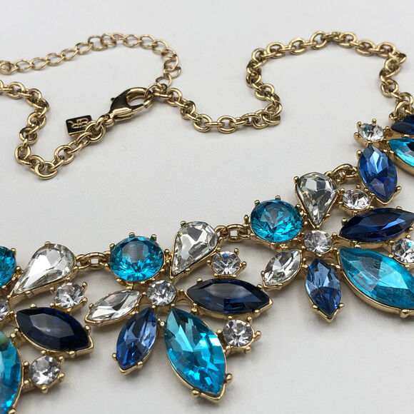 Banana Republic Necklace Camille 19" Blue Aqua Glass Crystal Faceted Flower Bib - Picture 5 of 8